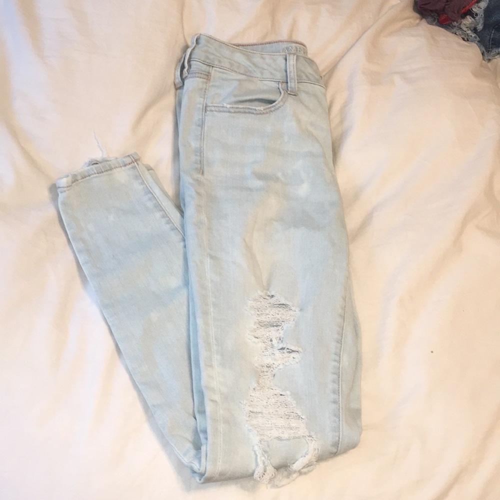 American eagle light denim skinny jeans
